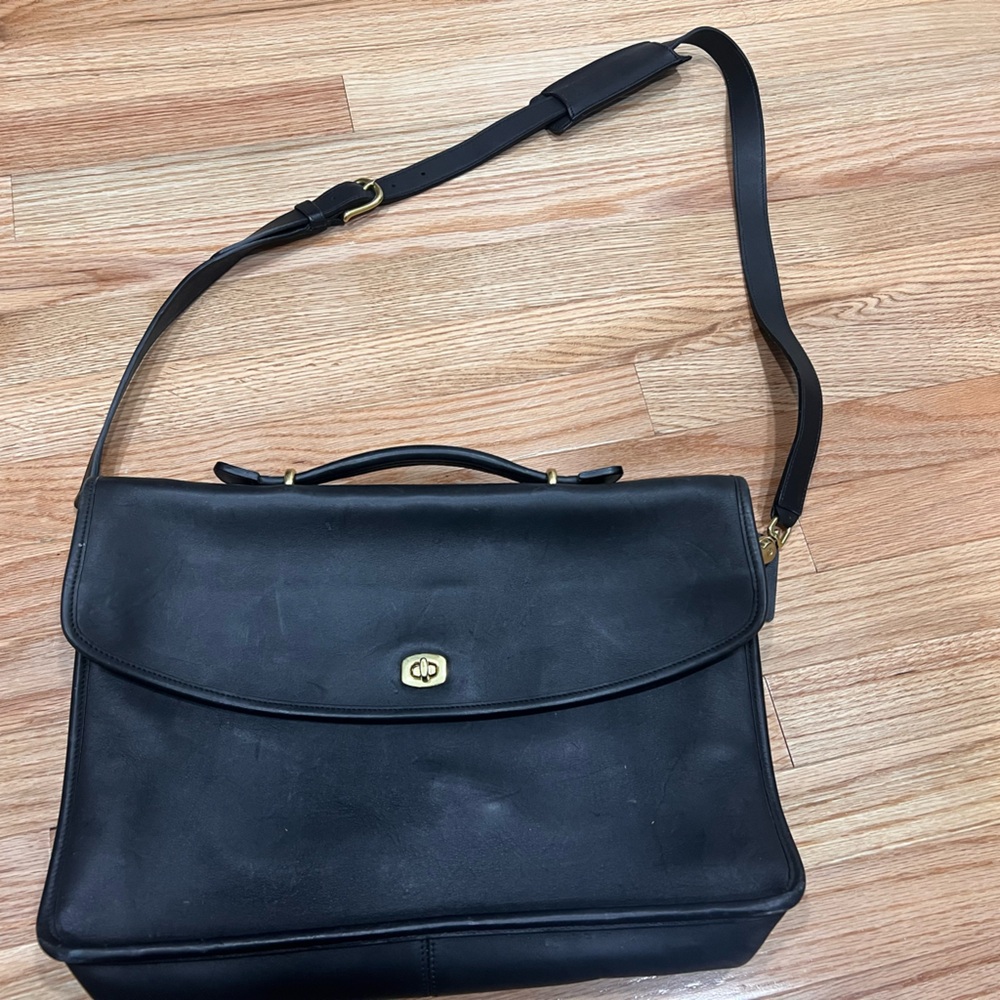 Coach Black Leather Vintage Large Messenger Bag